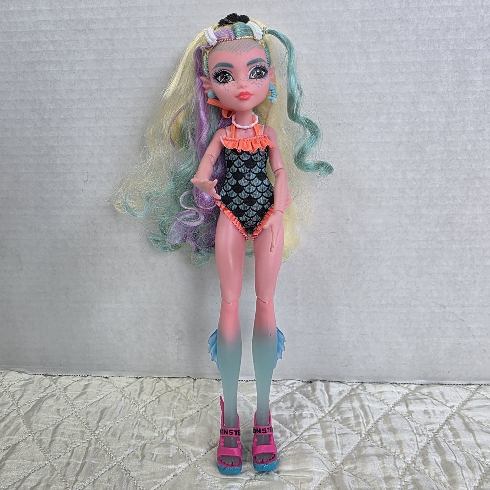 Monster High‎ G3 Lagoona Core Doll Complete Great Condition Minor Damage